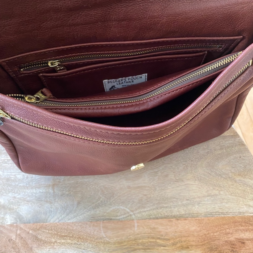 Beautiful Handmade Leather Messenger Bag Gem
